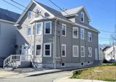 Main picture of 64 Pleasant St