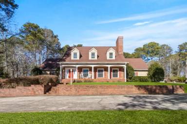 Main picture of 1280 Shadowlawn Dr NE