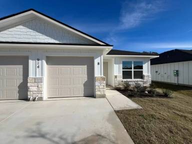 Main picture of 914 Wax Myrtle Ct