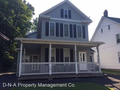 Main picture of 107 Broad St