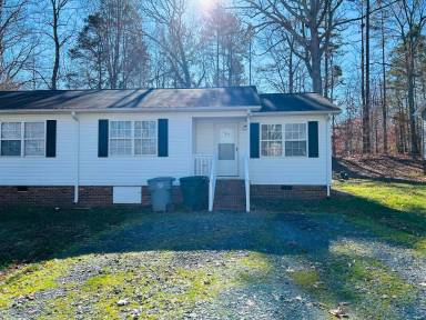Main picture of 304 Poplar St
