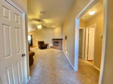 Main picture of 6543 93rd St