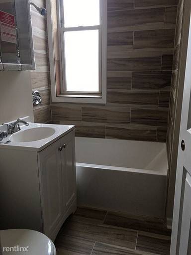 Main picture of 1211 N Homan Ave