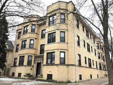 Main picture of 3943 W Belle Plaine Ave