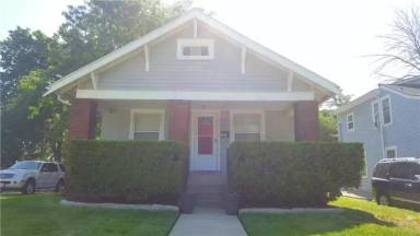 Main picture of 3837 Mersington Ave