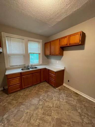 Main picture of 3105 Girard Ave N