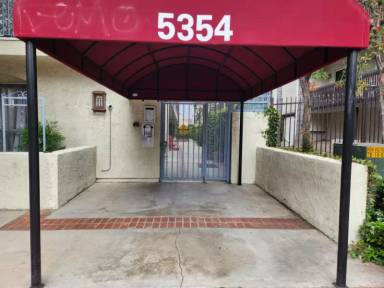 Main picture of 5354 Lindley Ave