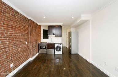 Main picture of 610 E 9th St