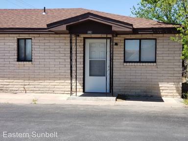 Main picture of 1000 W University Dr
