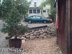 Main picture of 1003 S Main St