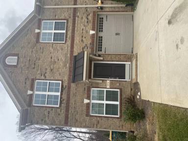 Main picture of 2925 York Place Dr