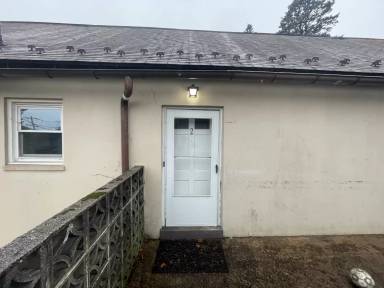 Main picture of 418 Maple St