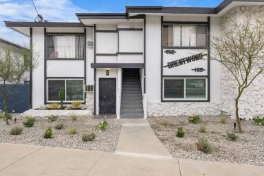 Main picture of 152 E La Verne Ave
