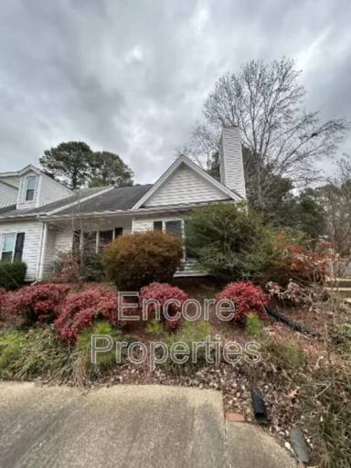 Main picture of 100 Towne View Trl