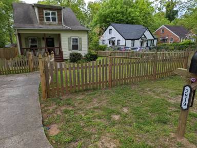 Main picture of 2819 Joyce Ave