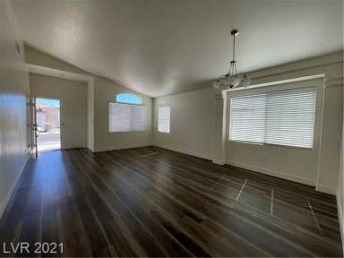 Main picture of 4312 Silver Bay St