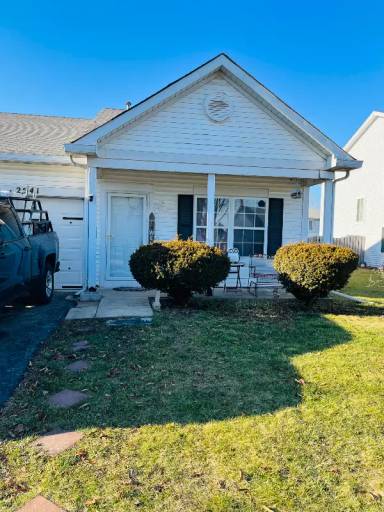 Main picture of 2541 Stonybrook Dr