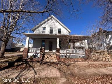 Main picture of 1215 14th Ave