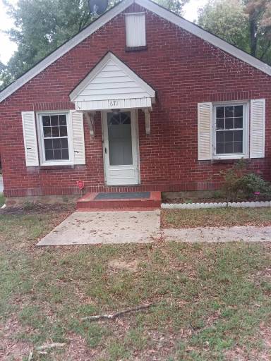 Main picture of 671 Park Ave