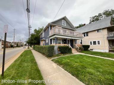 Main picture of 2236 W 104th St