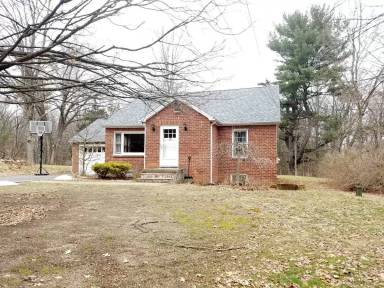Main picture of 75 Shivertown Rd