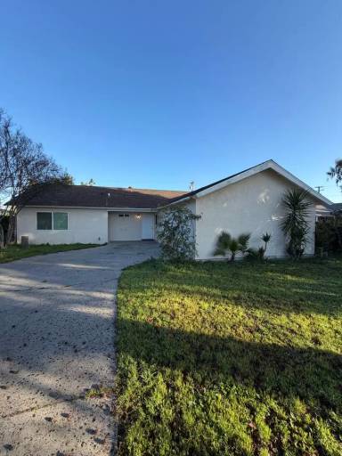 Main picture of 751 Plumas St