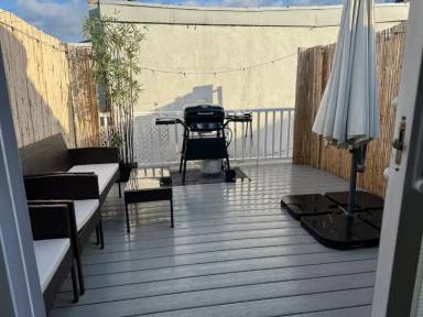 Main picture of 1639 S Hancock St