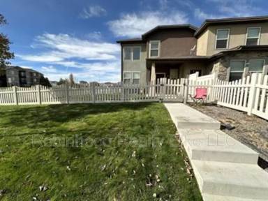 Main picture of 3575 Autumn Colors Dr