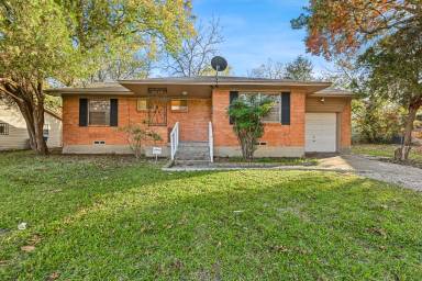 Main picture of 5742 Trio Ln