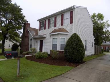 Main picture of 842 Worcester Way