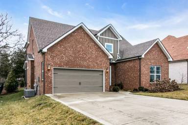 Main picture of 844 Jersey Dr