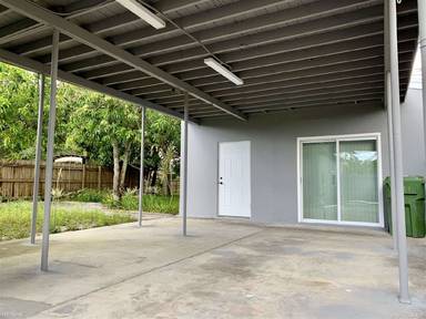 Main picture of 112 SW 67th Ave