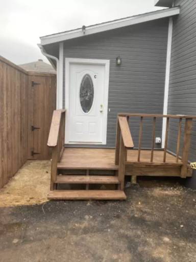 Main picture of 2211 King St