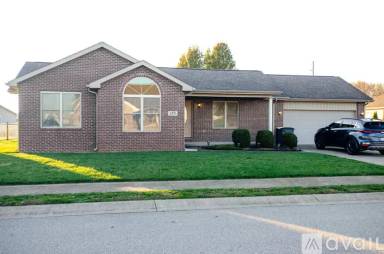 Main picture of 162 Graces Ln