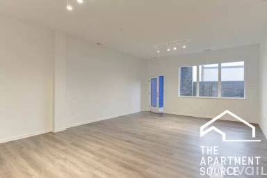 Main picture of 2550 S Wabash Ave