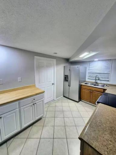 Main picture of 7214 Potomac Dr