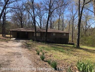 Main picture of 3061 Highway 6