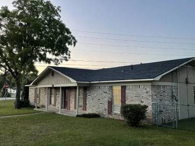 Main picture of 101 Rita Ave