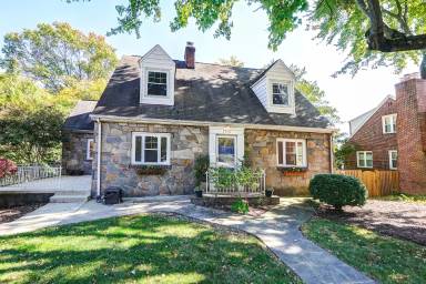 Main picture of 2707 Cheverly Ave