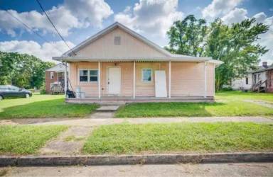 Main picture of 2100 Berry St