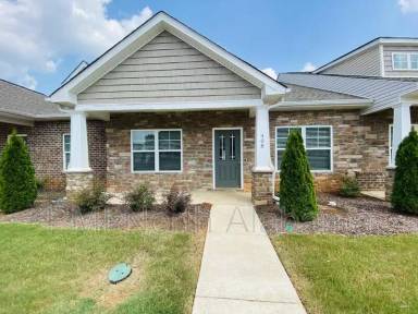 Main picture of 408 Edgebrook Dr