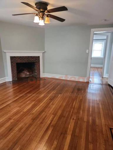 Main picture of 640 Poplar St