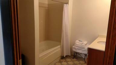 Main picture of 224 1st Ave SW