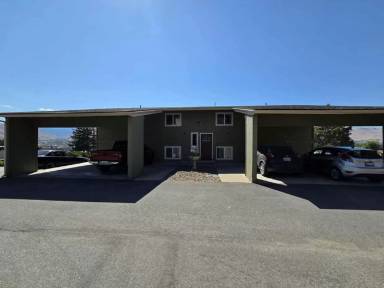 Main picture of 939 N Baker Ave