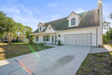 Main picture of 18413 Columbine Rd