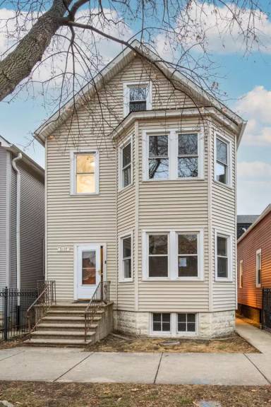 Main picture of 2137 N Maplewood Ave