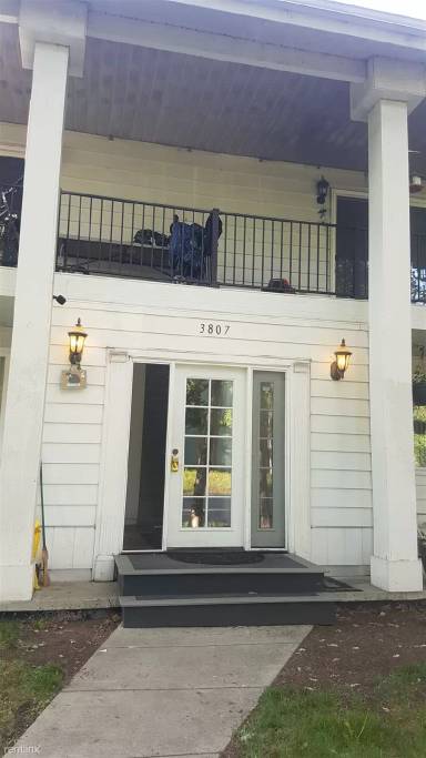 Main picture of White House Rentals