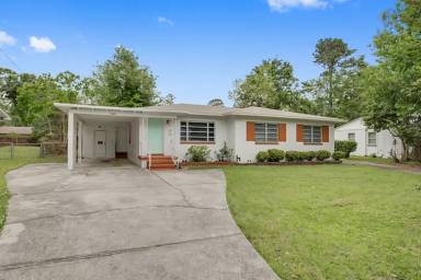 Main picture of 5303 Yerkes St