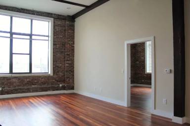 Main picture of 3421 Richmond St