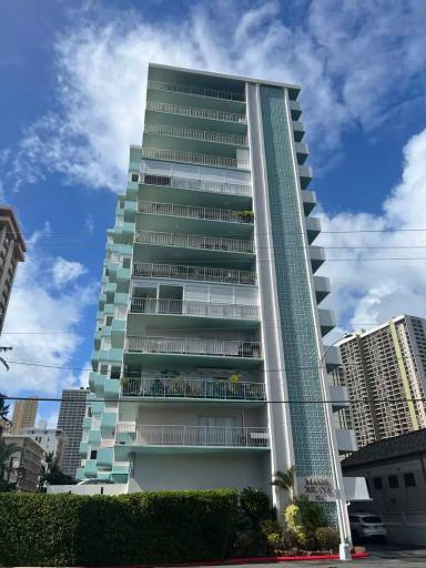 Main picture of 204 Kapahulu Ave